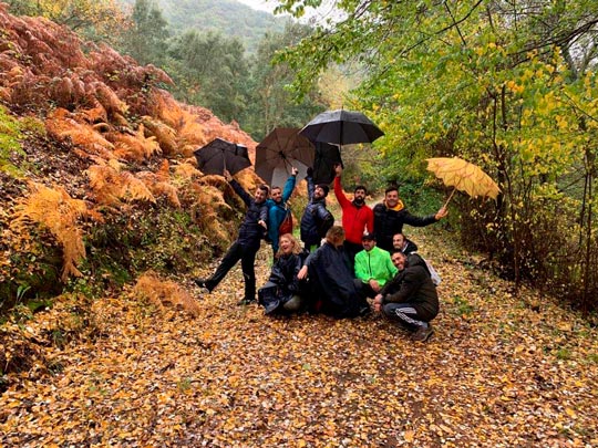 Reservas | Este autobús pierde aceite